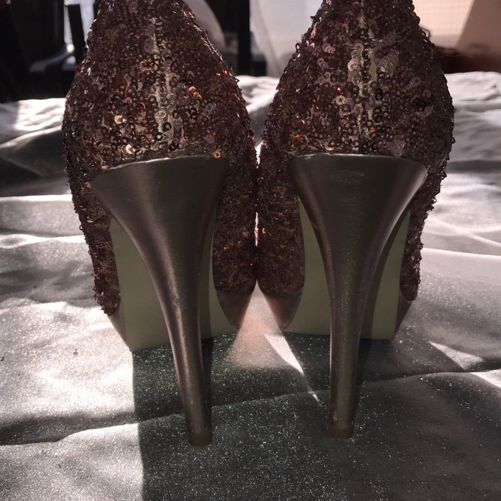 Sequence pumps - Picture 3 of 6